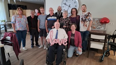 Een bijzondere dag voor meneer Suurhof uit De Vijverhof