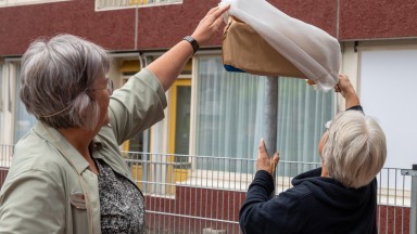 Onthulling ‘Elsjes hof’