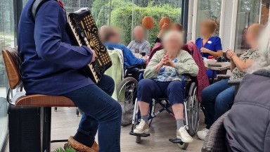 Mozaiek maakt een uitstapje naar paviljoen De Bloemert