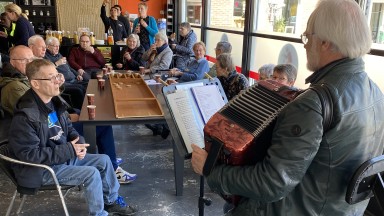 Bewoners en cliënten van De Wenning naar de sportschool!