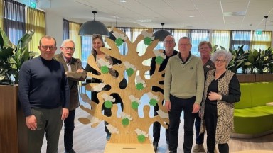 De wensboom van Lionsclub Westerbork in Spectrum