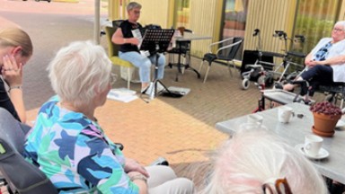 Gezellige terrasmiddag in Spectrum