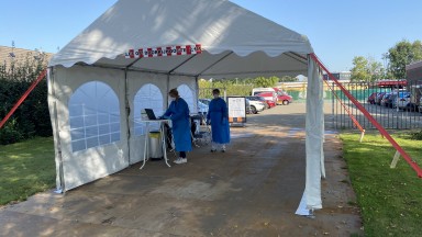 Zorggroep Drenthe heeft eigen corona teststraat