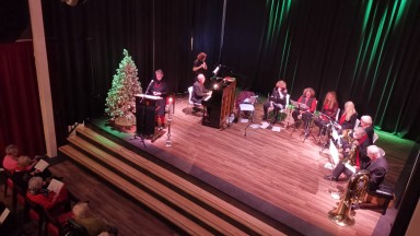 Kerstzang in de Mozaiek trekt een vol theater!