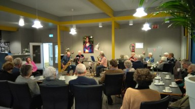 Druk bezocht muziekcafé in de Noorderkroon