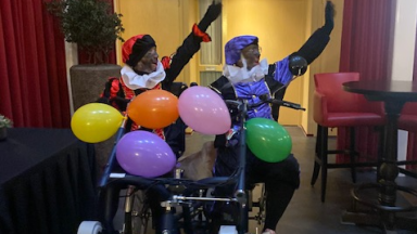 Pieten op de duo-fiets door Mozaiek!