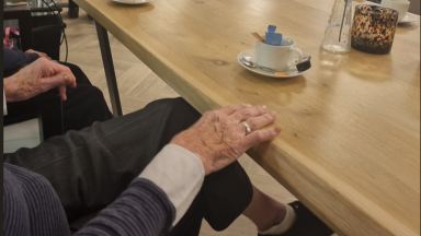 Het zangduo zonder naam…