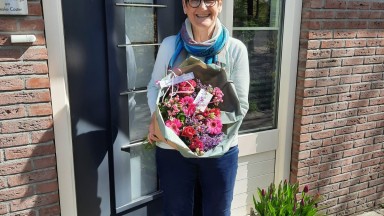 Zorggroep Drenthe zet oppashelden in het zonnetje