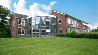 Expositie van cliënten in de Wenning