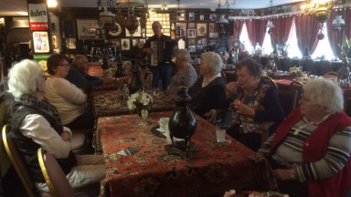 Reisgids: Op bezoek bij Nelis en Leentje